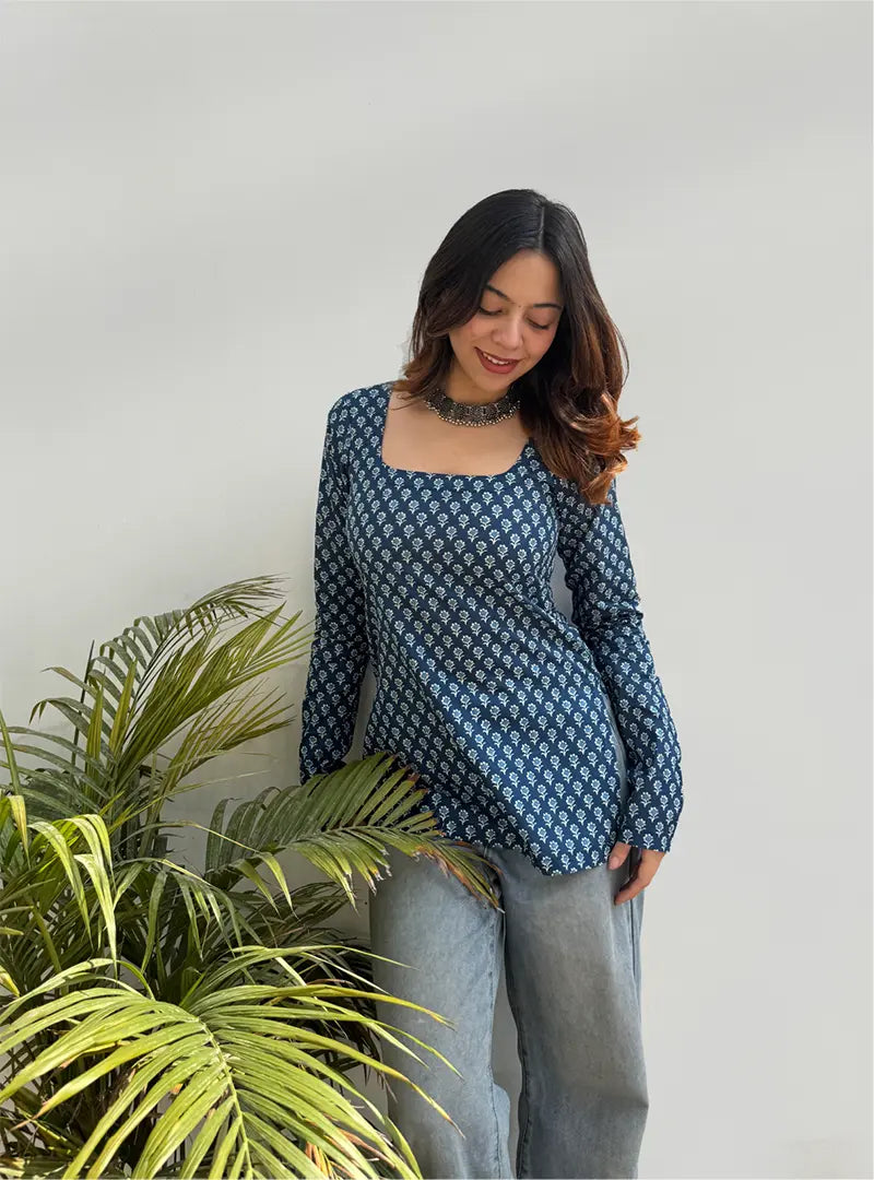 Tara Boat Neck Kurti