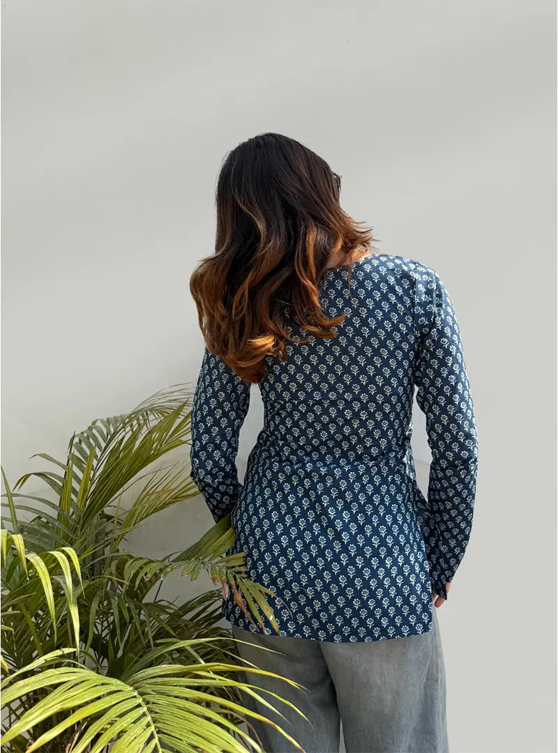 Tara Boat Neck Kurti