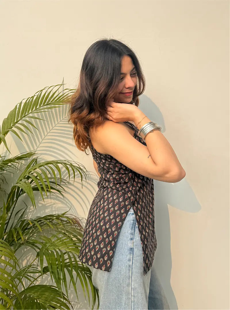 Beeba Short Sleeveless Kurti