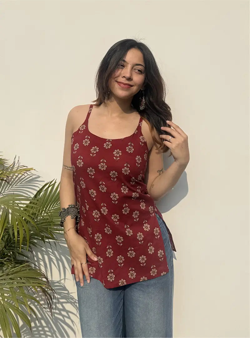 Apoorva Short Sleeveless Kurti