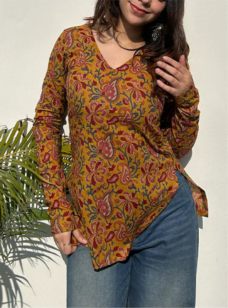 Nazam Straight Sleeves Kurti by Evara