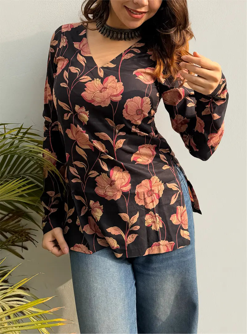 Aradhna Straight Sleeves Kurti