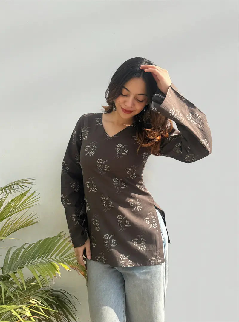 Ravya Bell Sleeves Kurti